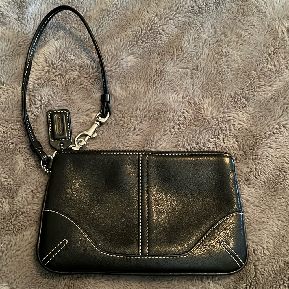 Coach Wristlet Black